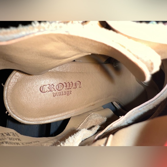 Sandals - Picture 6 of 6